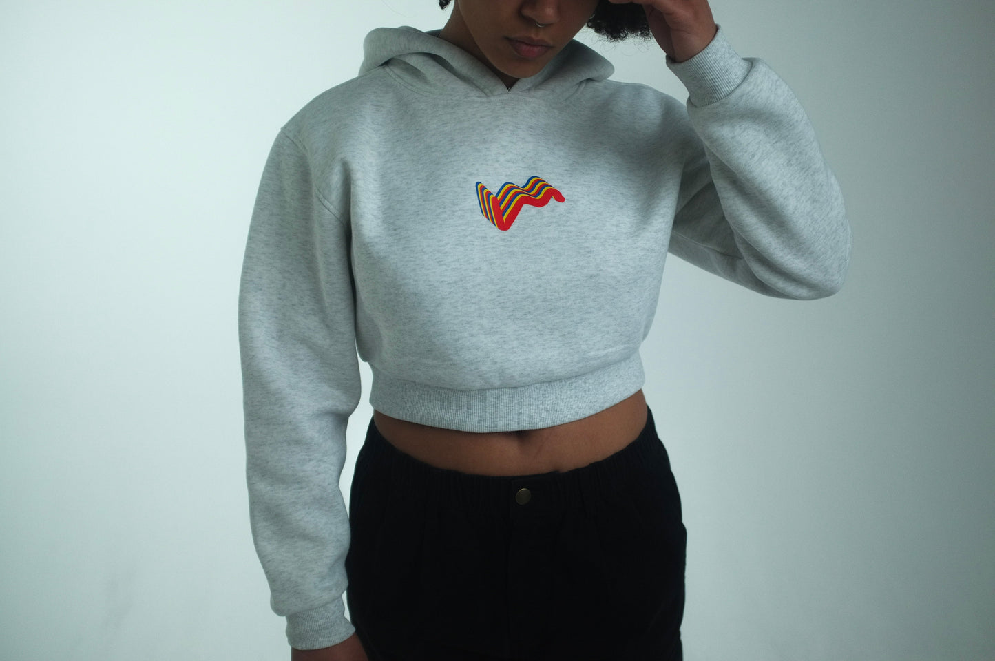 SUPER 8 SOCIETY - CROPPED HOODIE (FEMALE) - WHITE